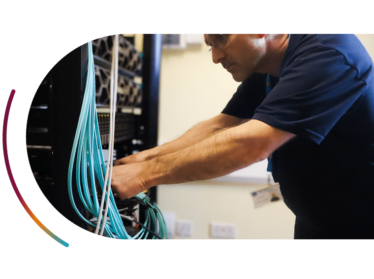 IT Technician with cables tech – Ray – RSDD