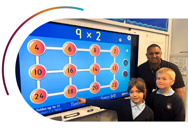 LEAD IT Image – Students with tech – smartboard – howitt – right