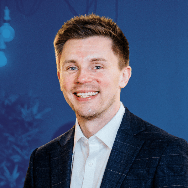 Lee Jepson – Blue Background