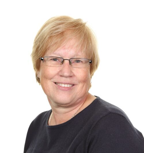 Lynn Pilling Head Teacher HPS
